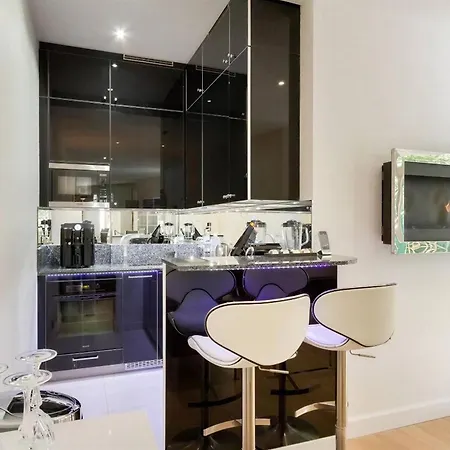 Auteuil Garden Retreat Parc Des Princes Roland Garros *
