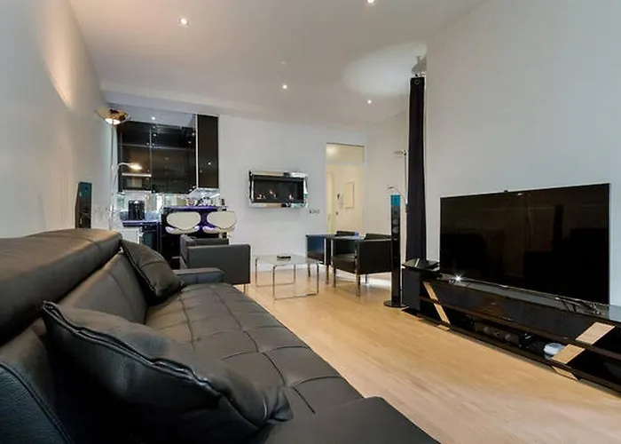 Luxury Flat With Patio Garden * Paris