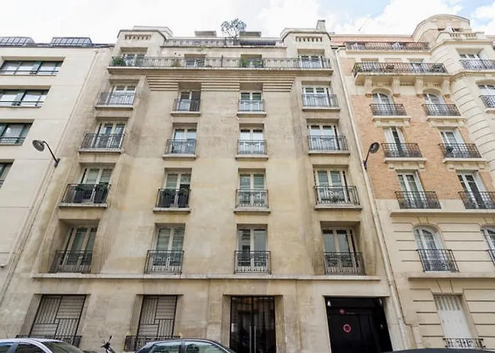 Luxury Flat With Patio Garden Appartement Paris